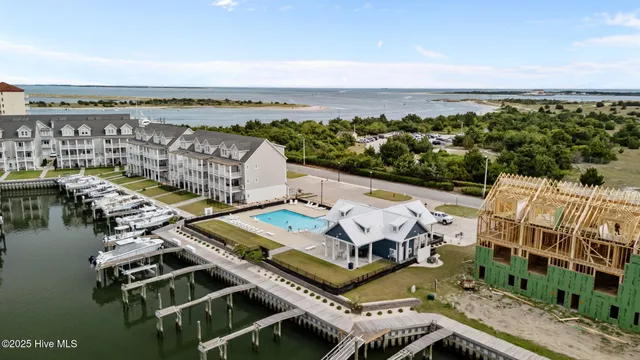 $920,000 | 200 Olde Towne Yacht Clb Drive, Unit 54, Beaufort, NC 28516