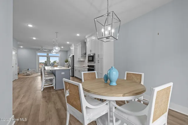 $920,000 | 200 Olde Towne Yacht Clb Drive, Unit 54, Beaufort, NC 28516