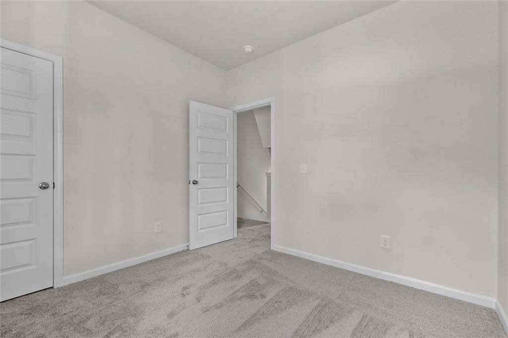 6 Cavalier Court Rome, GA 30165 - Photo 25 of 30 a view of an empty room