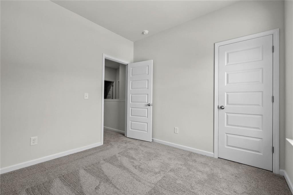 6 Cavalier Court Rome, GA 30165 - Photo 30 of 30 an empty room with closet area