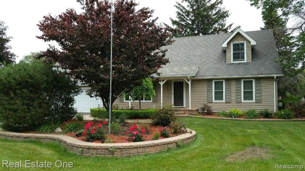 1911 John R Road Rochester, MI 48307 - Photo 1 of 30 2015061595145824.jpg