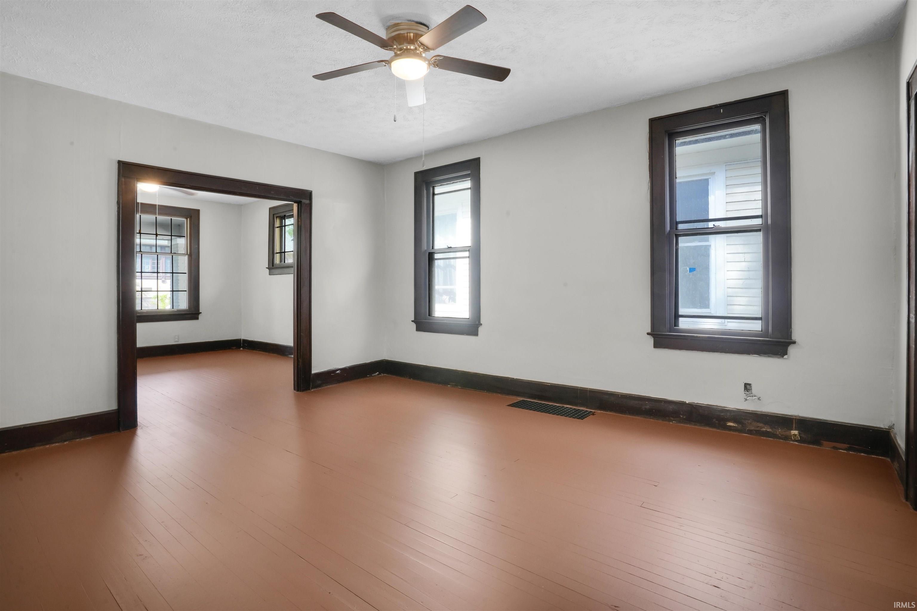 813 Jefferson Avenue Evansville, IN 47713 - Photo 7 of 16