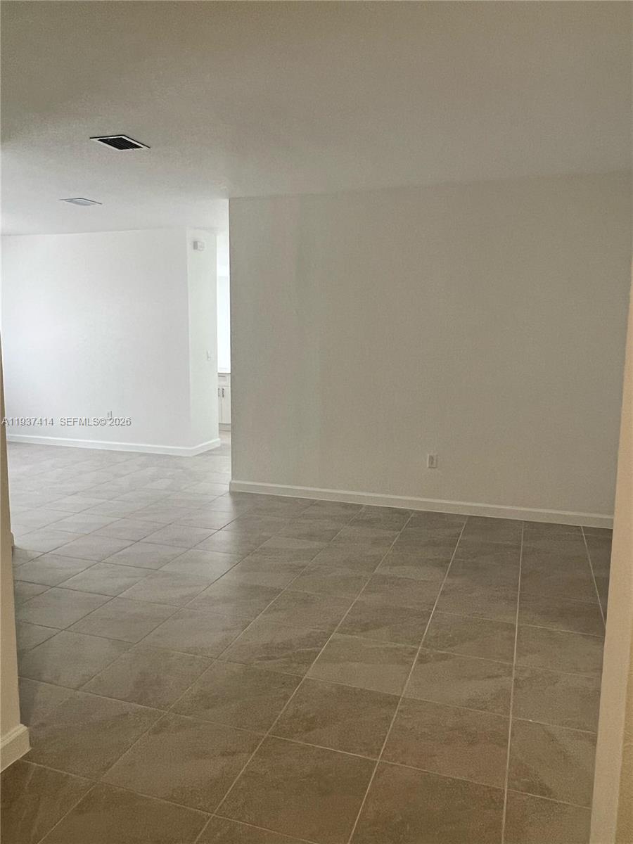 2422 Southeast 30th Street Homestead, FL 33035 - Photo 27 of 36