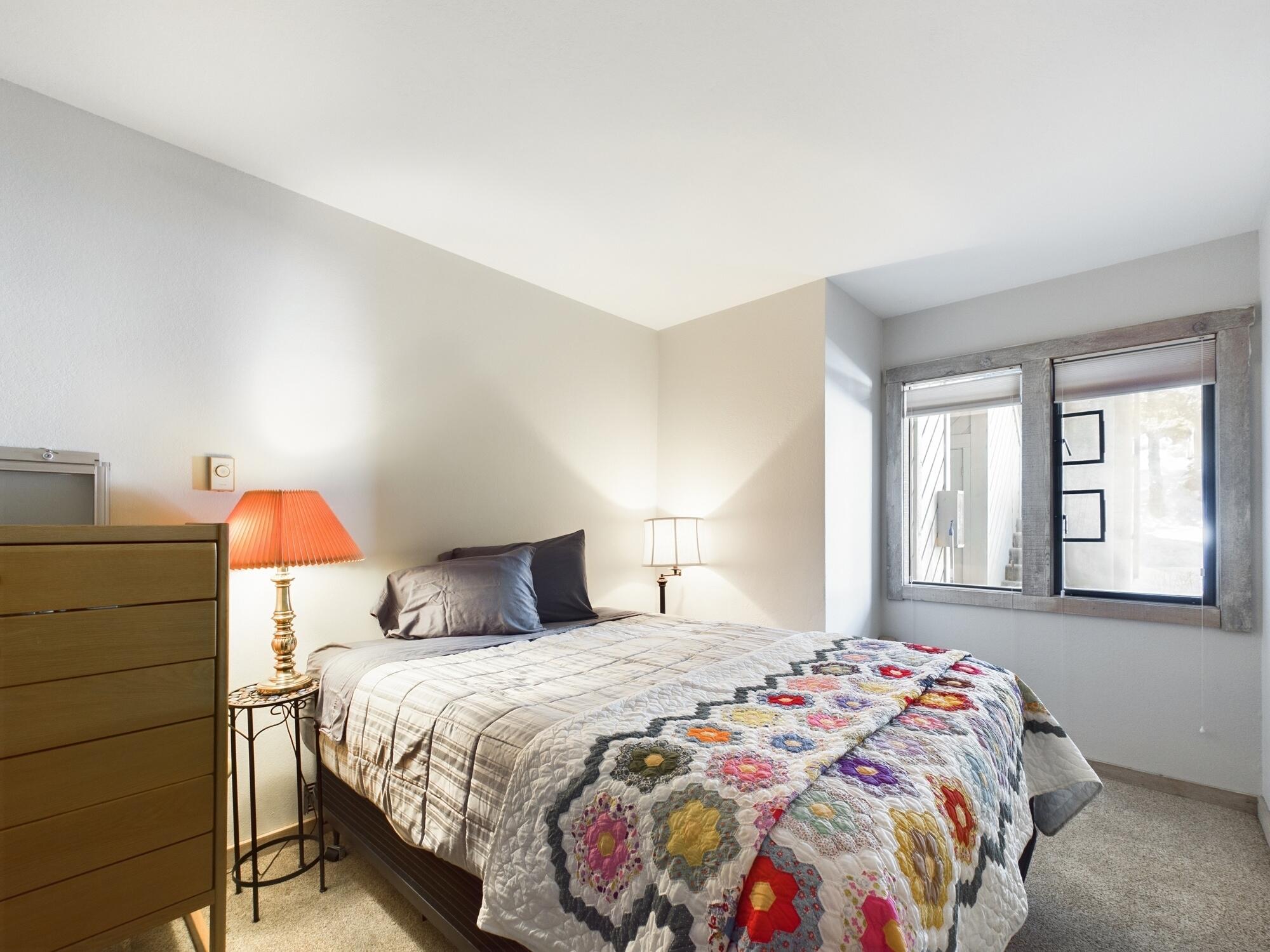 220 Picabo Street, Unit 4A Ketchum, ID 83340 - Photo 15 of 25 220 Picabo St 4A