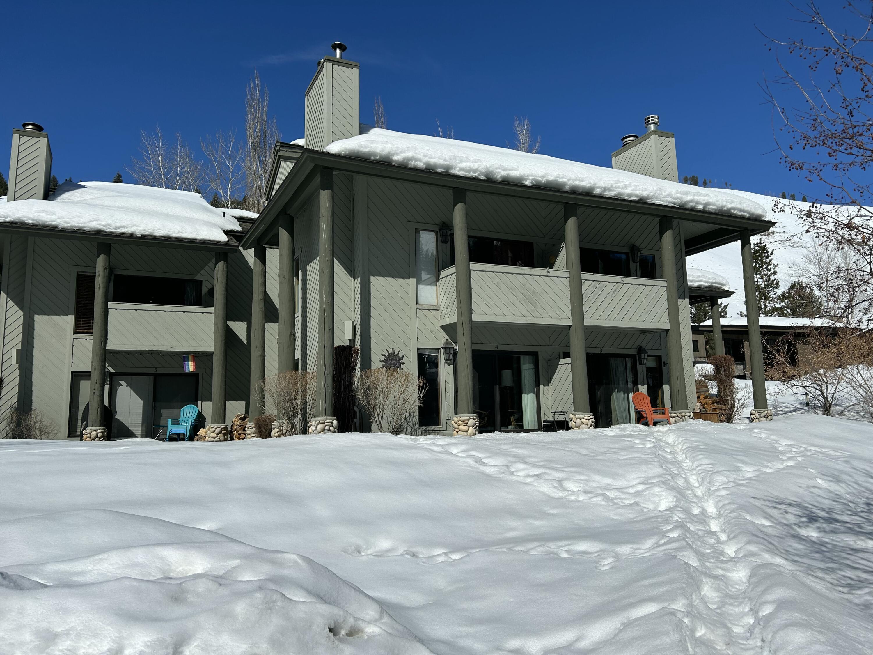 220 Picabo Street, Unit 4A Ketchum, ID 83340 - Photo 2 of 25 220 Picabo St 4A