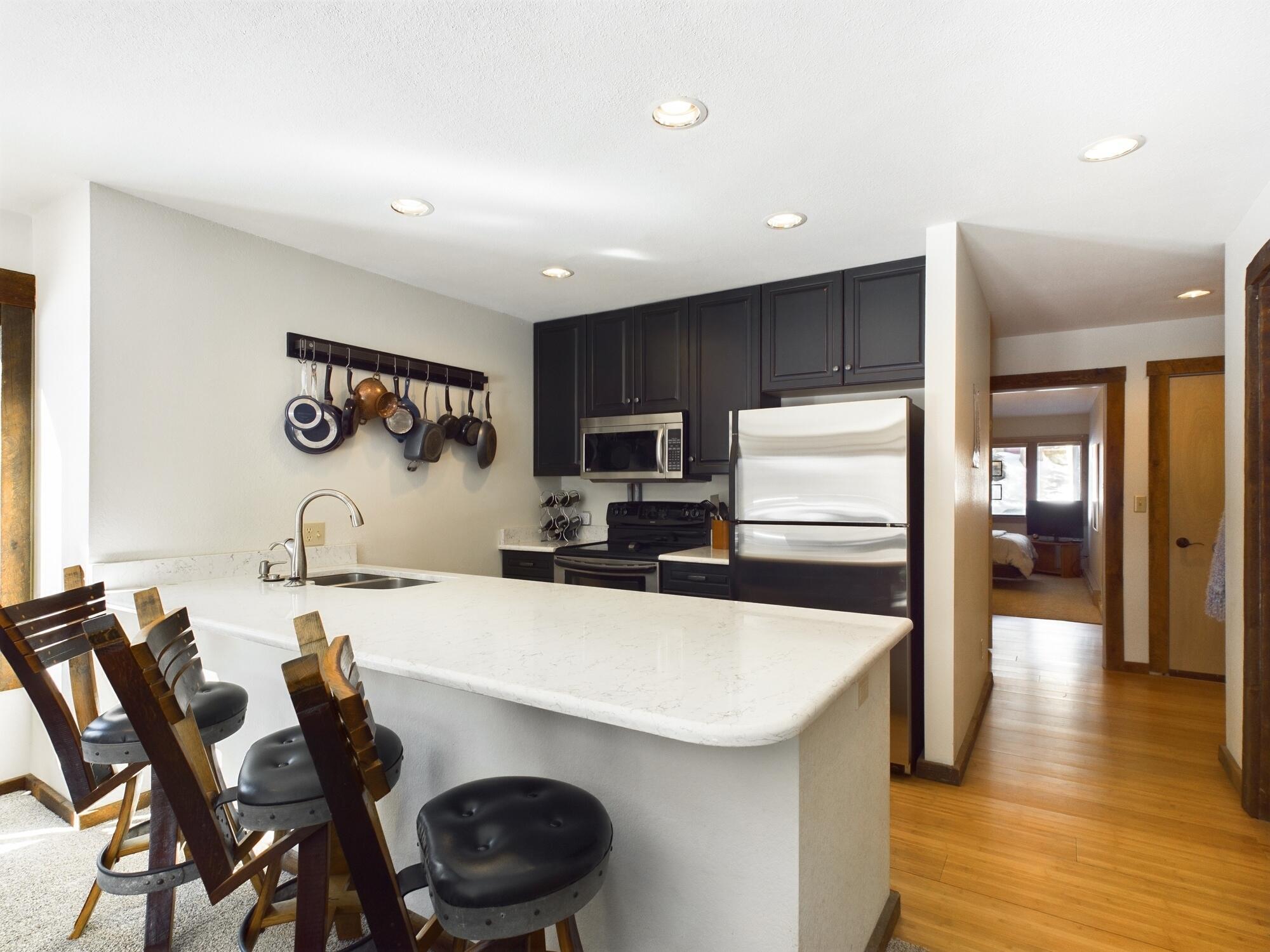 220 Picabo Street, Unit 4A Ketchum, ID 83340 - Photo 5 of 25 220 Picabo St 4A