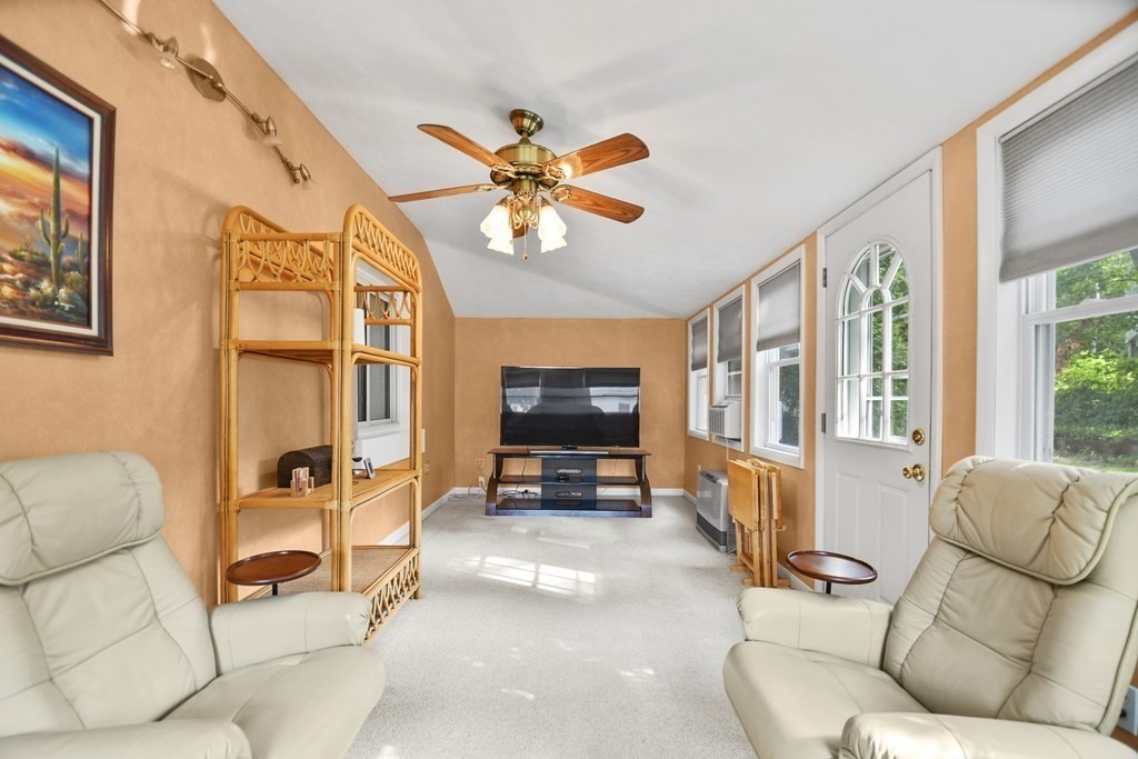 112 Linebrook Road Ipswich, MA 01938 - Photo 15 of 24 Gallery Image 15