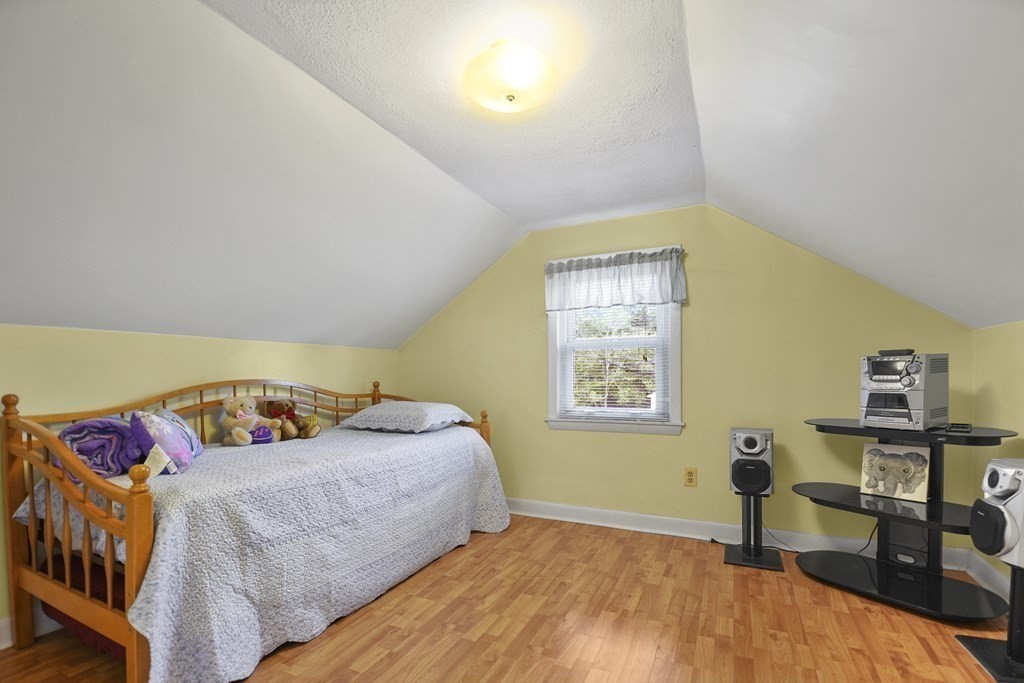 112 Linebrook Road Ipswich, MA 01938 - Photo 18 of 24 Gallery Image 18