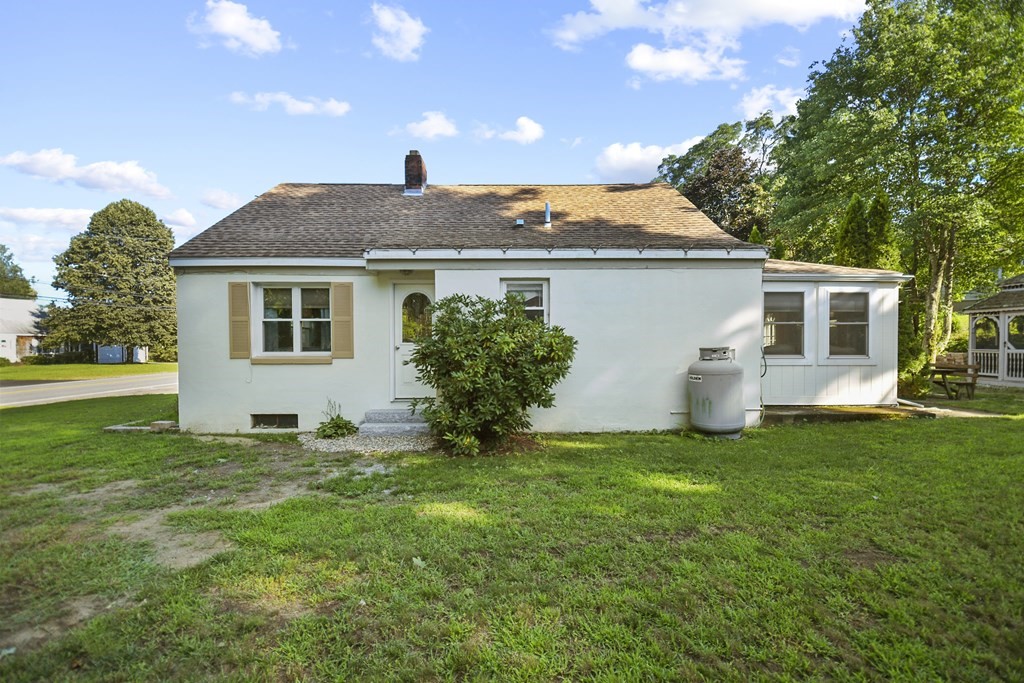 112 Linebrook Road Ipswich, MA 01938 - Photo 20 of 24 Gallery Image 20