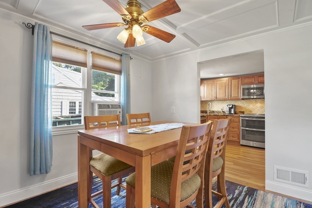 112 Linebrook Road Ipswich, MA 01938 - Photo 6 of 24 Gallery Image 6