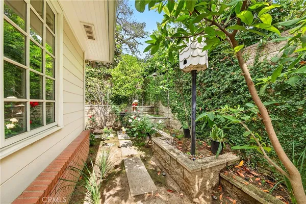 $2,988,000 | 465 West Highland Avenue, Sierra Madre, CA 91024