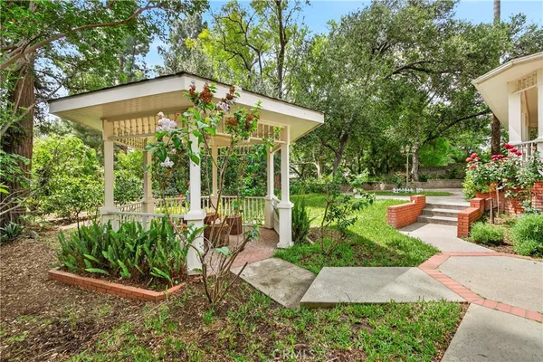 $2,988,000 | 465 West Highland Avenue, Sierra Madre, CA 91024