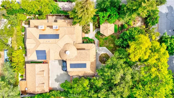 $2,988,000 | 465 West Highland Avenue, Sierra Madre, CA 91024