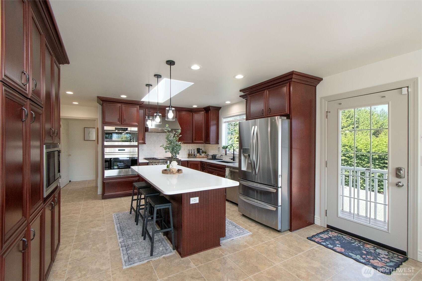 2716 Kitchen-Dick Road Sequim, WA 98382 - Photo 9 of 37 Gallery Image 9
