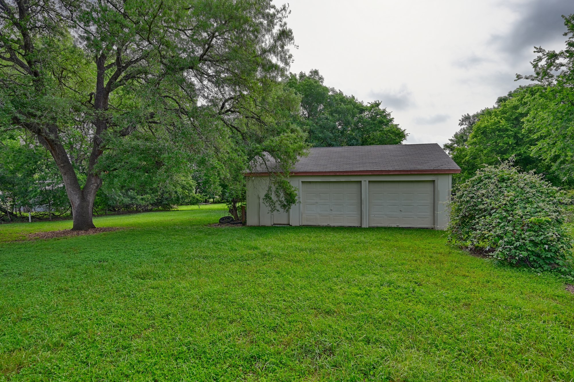 915 Farmers Road Brenham, TX 77833 - Photo 17 of 21