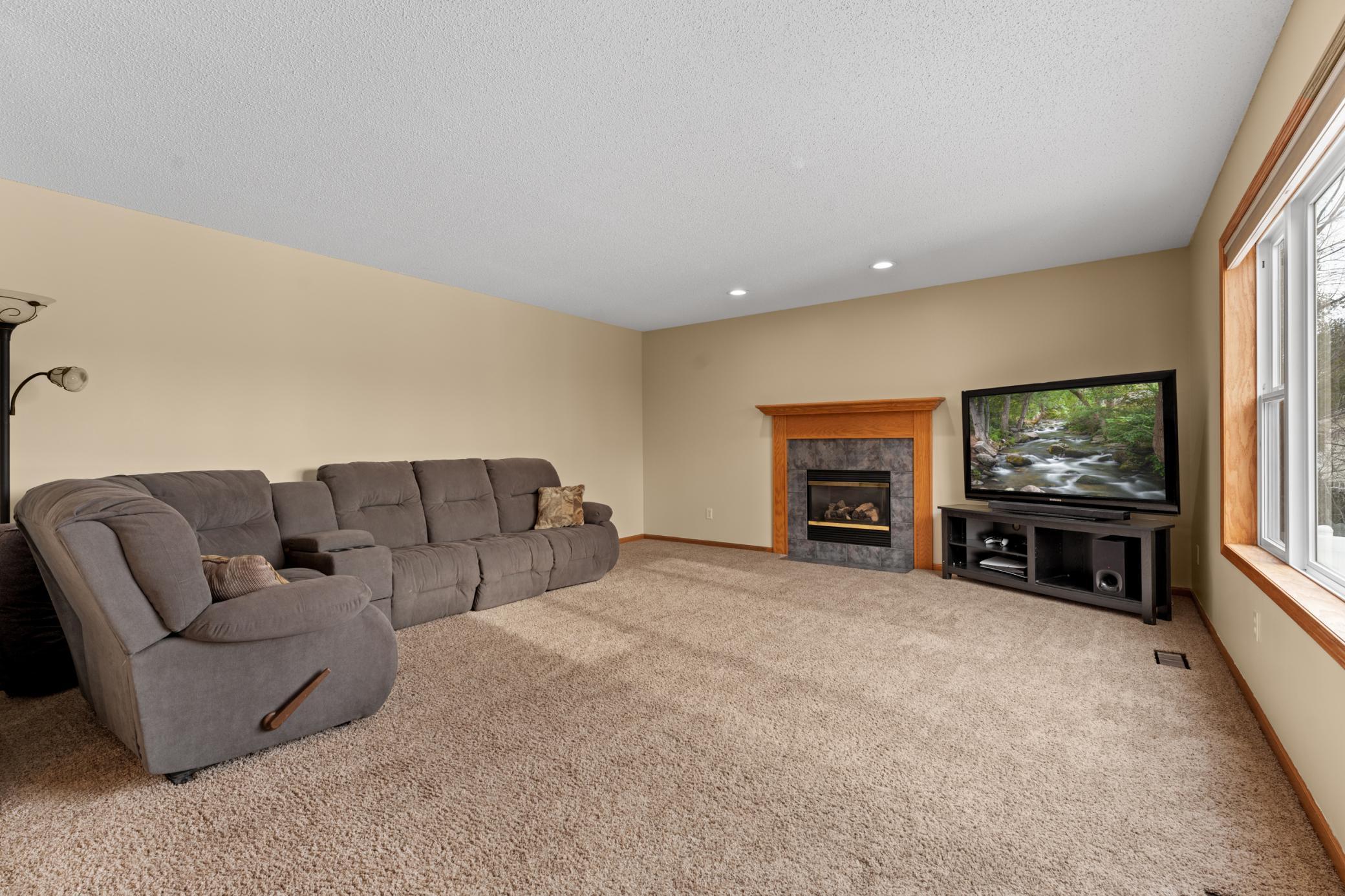 4636 White Pine Place Northwest Rochester, MN 55901 - Photo 8 of 45