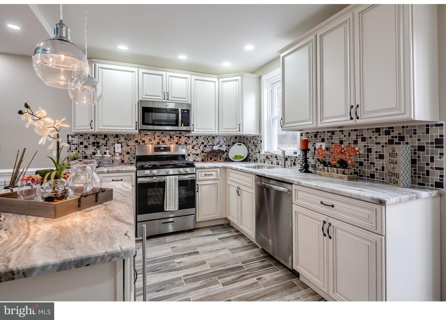 6346 Ardleigh Street Philadelphia, PA 19138 - Photo 12 of 25 Kitchen