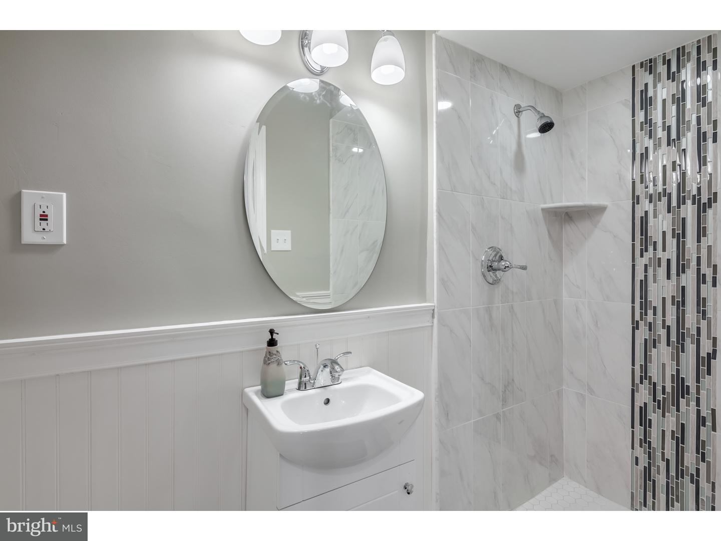 6346 Ardleigh Street Philadelphia, PA 19138 - Photo 16 of 25 Master Bathroom