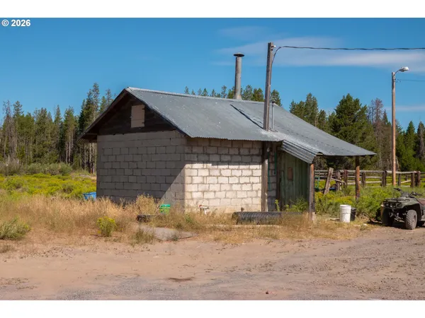 $8,500,000 | 1950 Silver Lake Road, Chiloquin, OR 97624