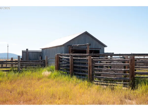 $8,500,000 | 1950 Silver Lake Road, Chiloquin, OR 97624