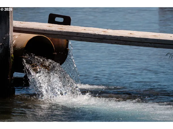 $8,500,000 | 1950 Silver Lake Road, Chiloquin, OR 97624