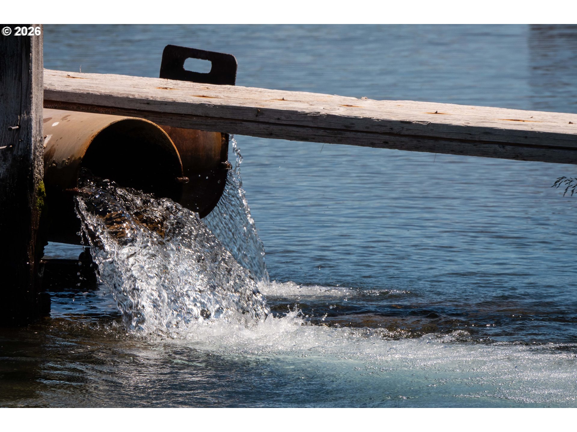 1950 Silver Lake Road Chiloquin, OR 97624 - Photo 3 of 36