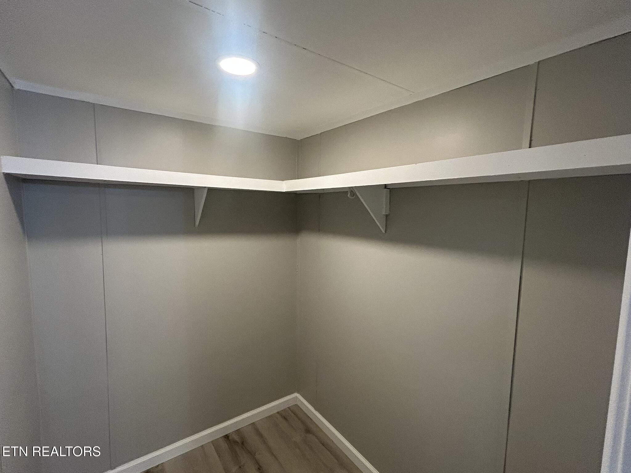 129 Hill Loop Madisonville, TN 37354 - Photo 17 of 25 IMG_2804