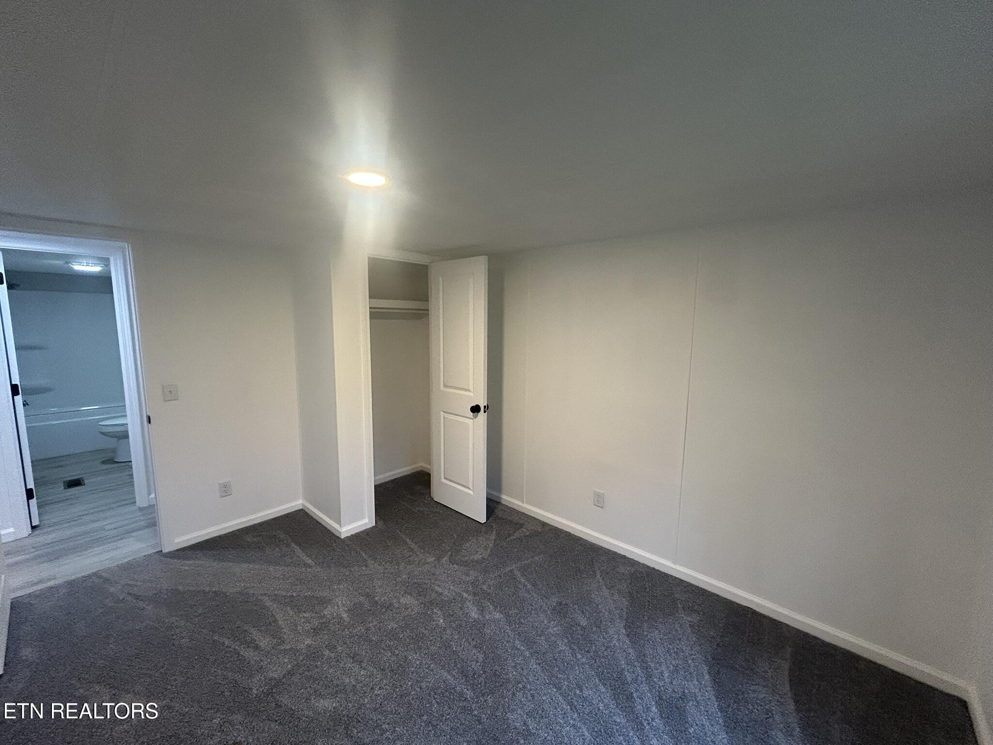 129 Hill Loop Madisonville, TN 37354 - Photo 19 of 25 IMG_2811