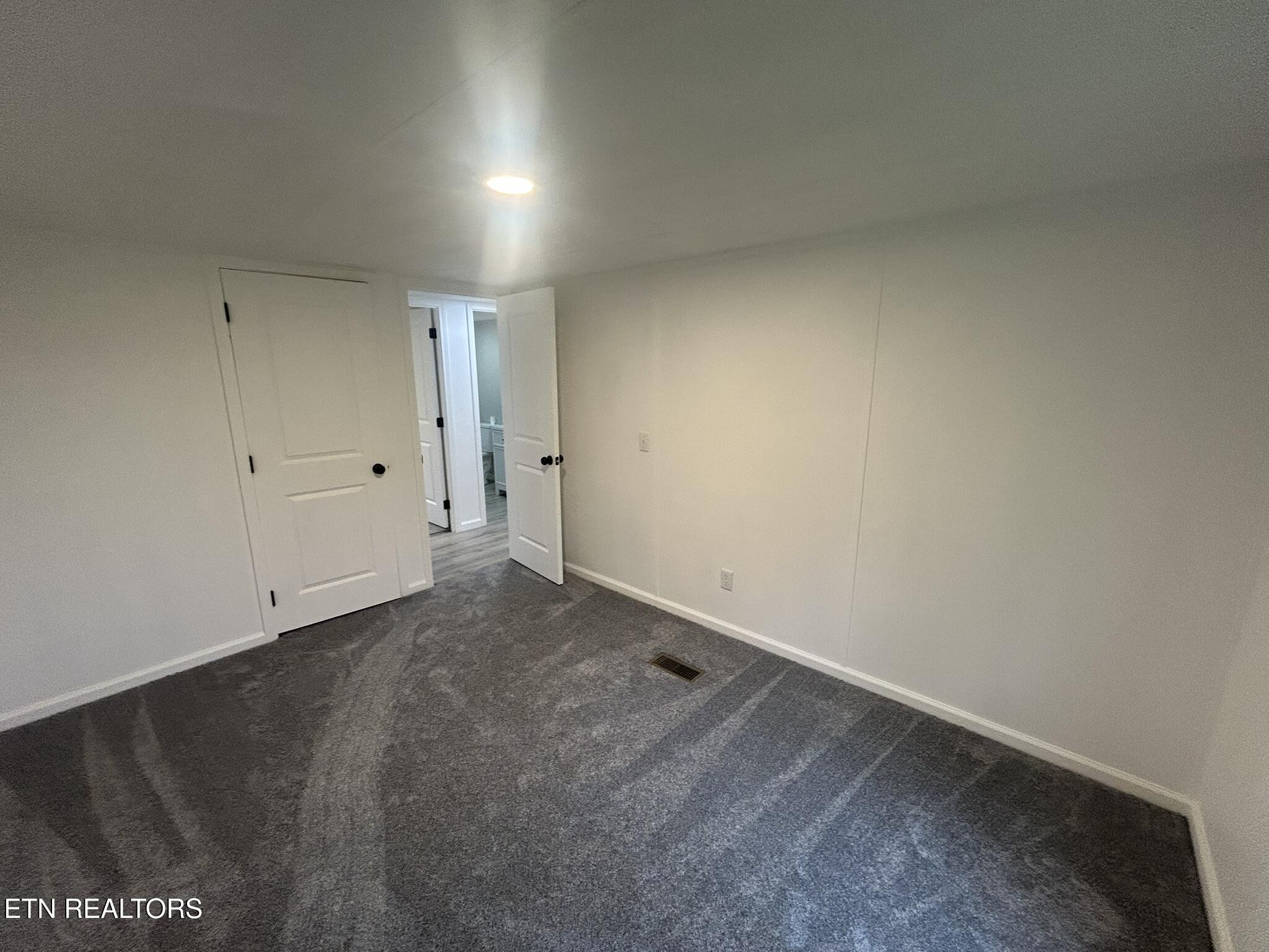 129 Hill Loop Madisonville, TN 37354 - Photo 21 of 25 IMG_2813