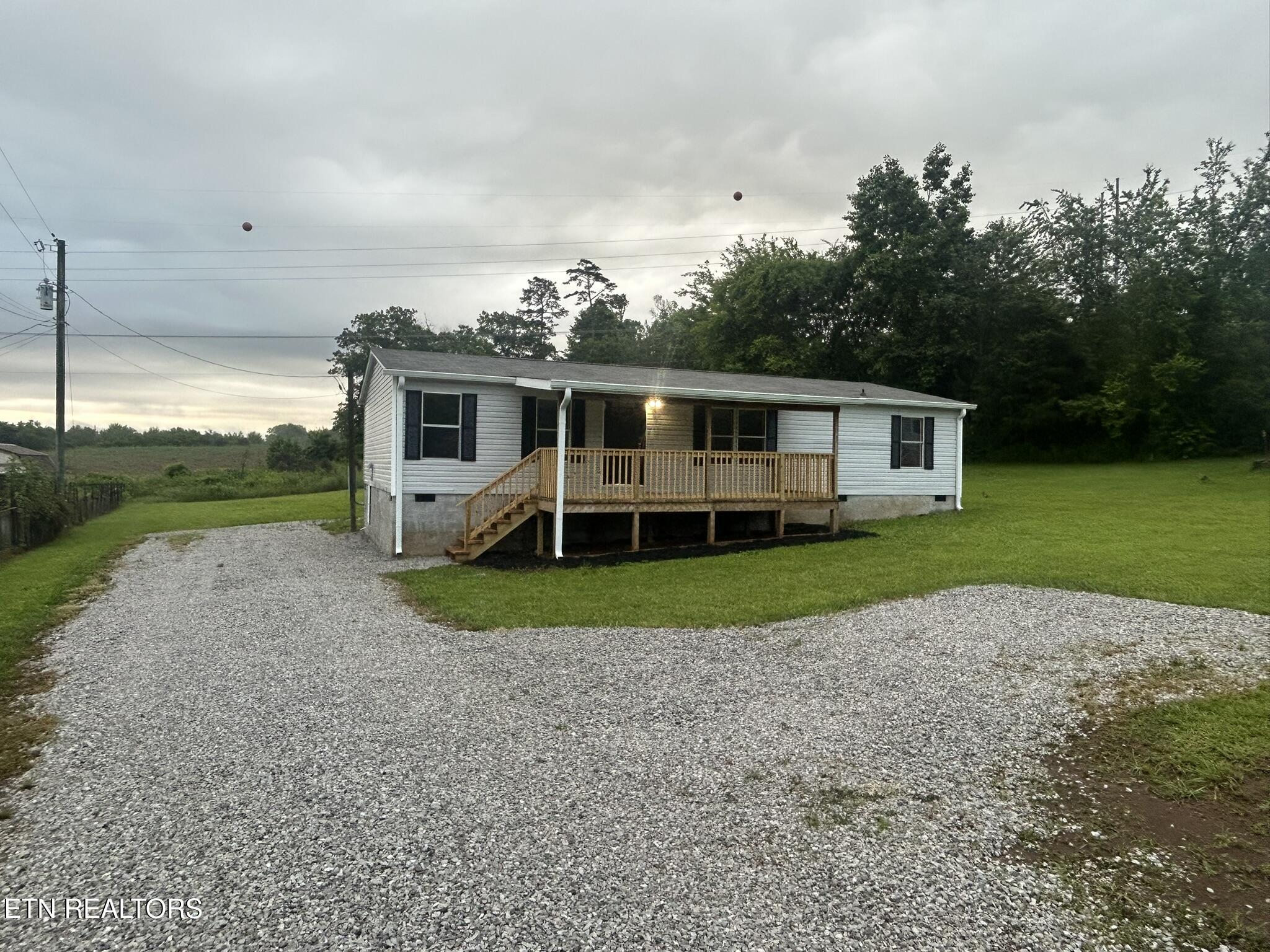 129 Hill Loop Madisonville, TN 37354 - Photo 25 of 25 IMG_2791