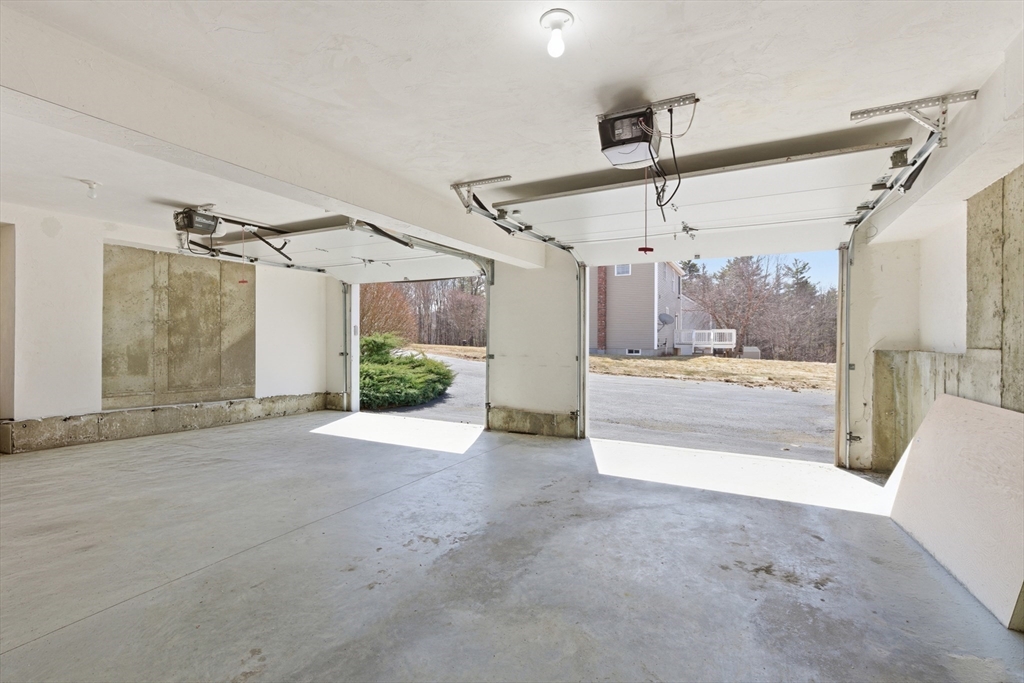 38 Foster Court Gardner, MA 01440 - Photo 24 of 31