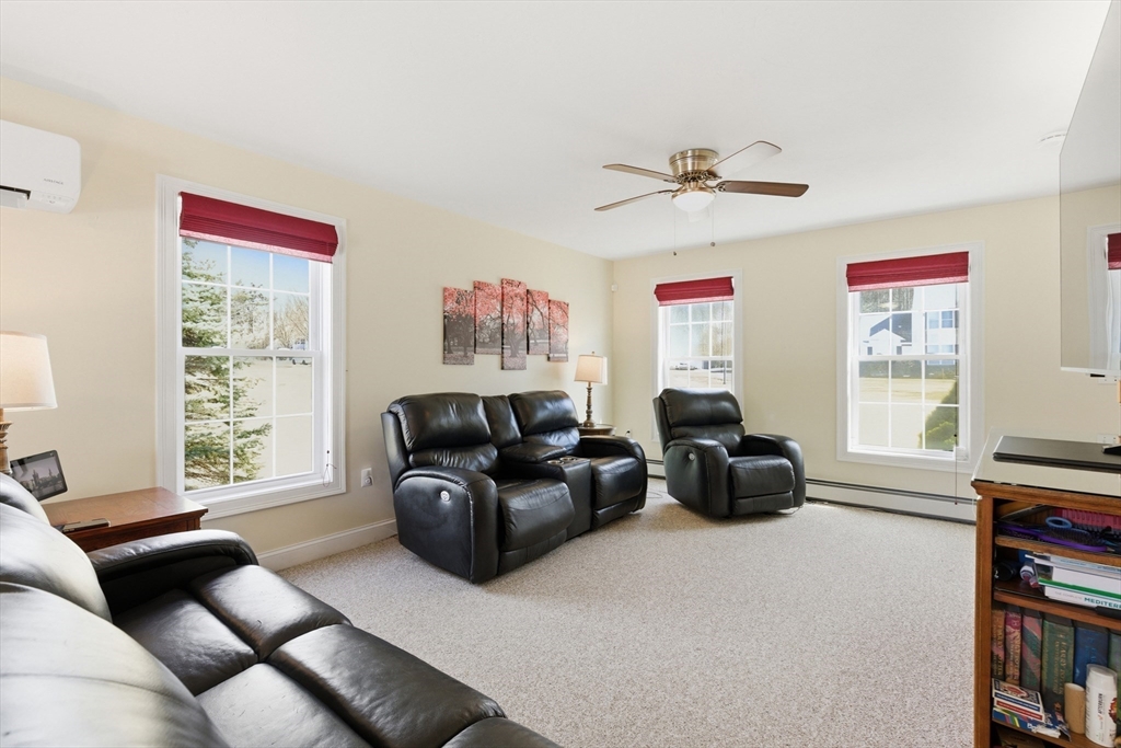 38 Foster Court Gardner, MA 01440 - Photo 8 of 31