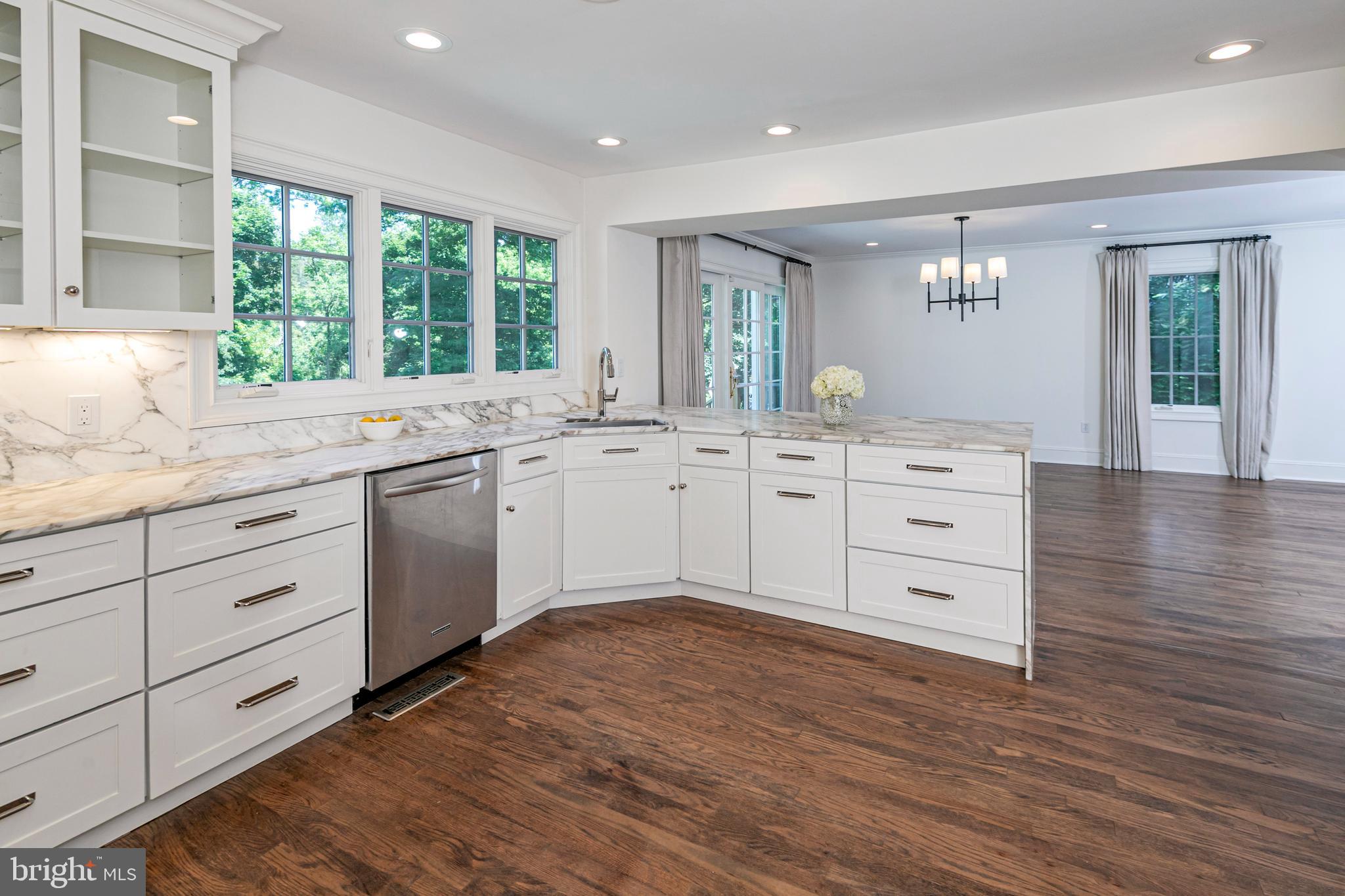 131 Randall Road Princeton, NJ 08540 - Photo 13 of 33 Kitchen