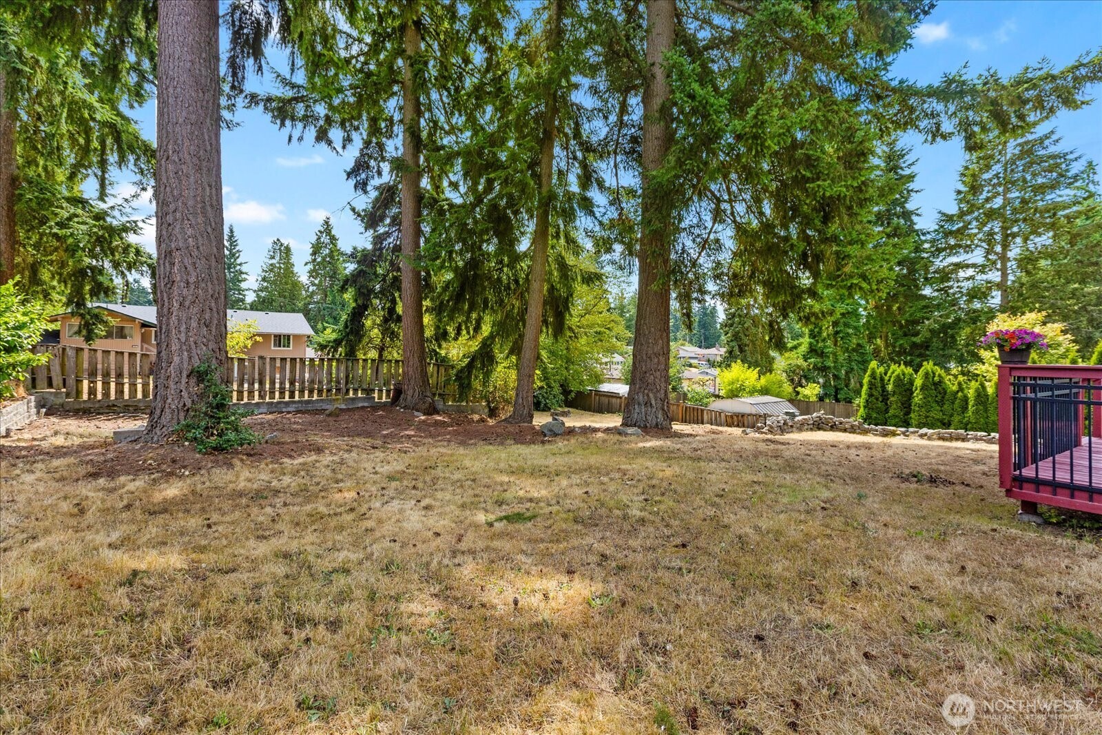 7670 199th Street Southwest Edmonds, WA 98026 - Photo 21 of 23 Gallery Image 21