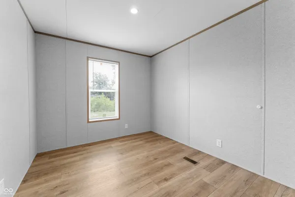 $249,000 | 2177 North 4th Street, Seelyville, IN 47803