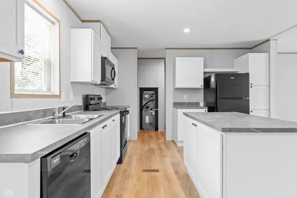 $249,000 | 2177 North 4th Street, Seelyville, IN 47803