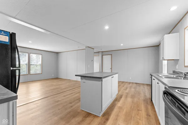 $249,000 | 2177 North 4th Street, Seelyville, IN 47803