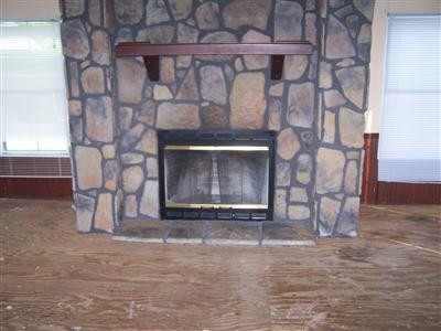 347 Mildred Road McKee, KY 40447 - Photo 6 of 11 Family room with firelplace