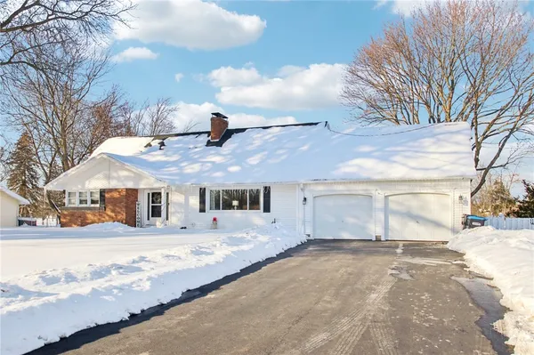 $449,900 | 1658 Schlegel Road, Webster, NY 14580