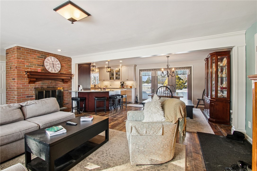 1658 Schlegel Road Webster, NY 14580 - Photo 12 of 44