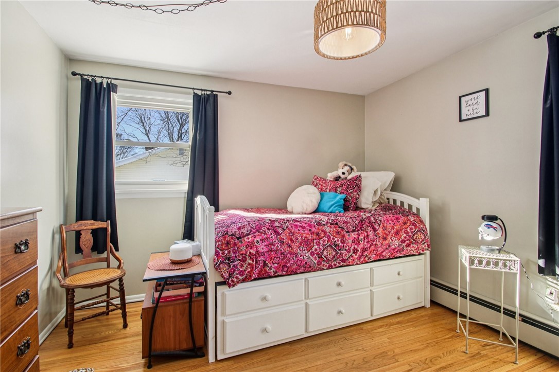 1658 Schlegel Road Webster, NY 14580 - Photo 22 of 44 1st Floor Bedroom #2