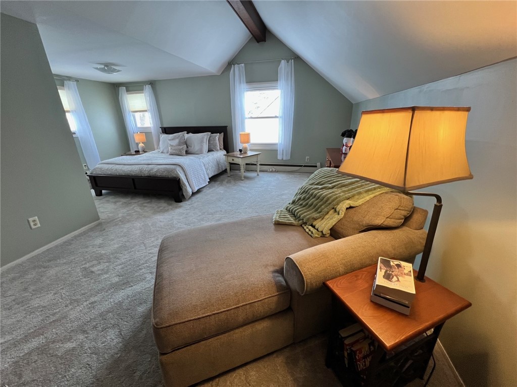 1658 Schlegel Road Webster, NY 14580 - Photo 27 of 44 Primary Reading area