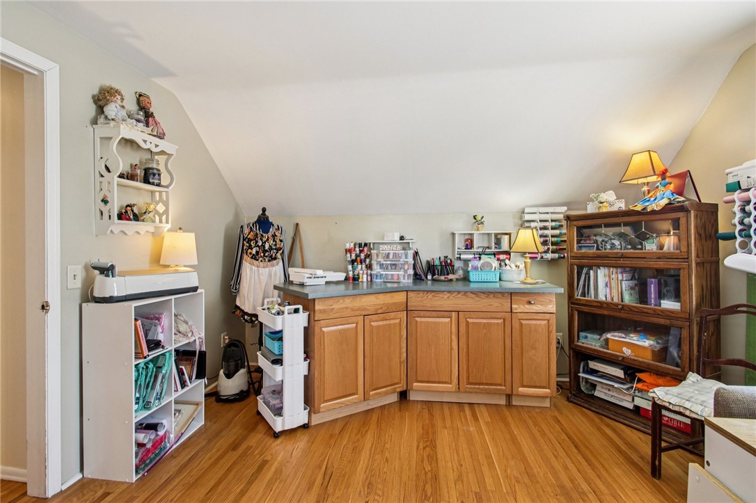 1658 Schlegel Road Webster, NY 14580 - Photo 33 of 44 Bedroom up #5 - HUGE