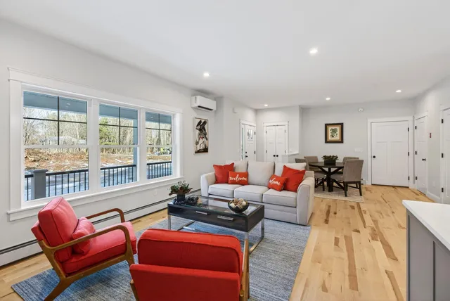 $799,900 | 4 Palmers Way, Old Orchard Beach, ME 04064