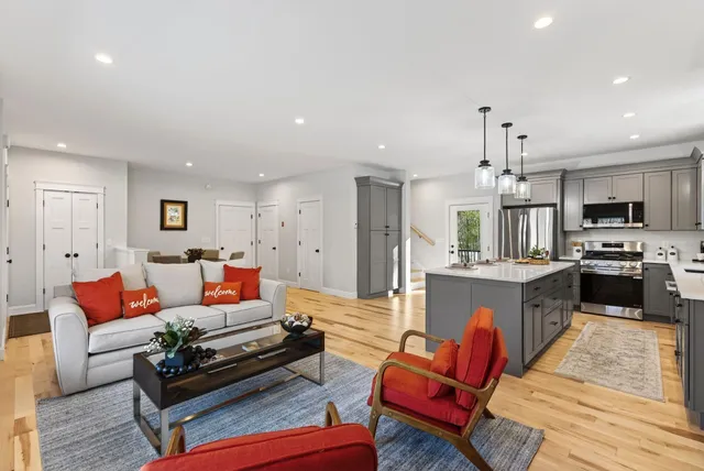 $799,900 | 4 Palmers Way, Old Orchard Beach, ME 04064