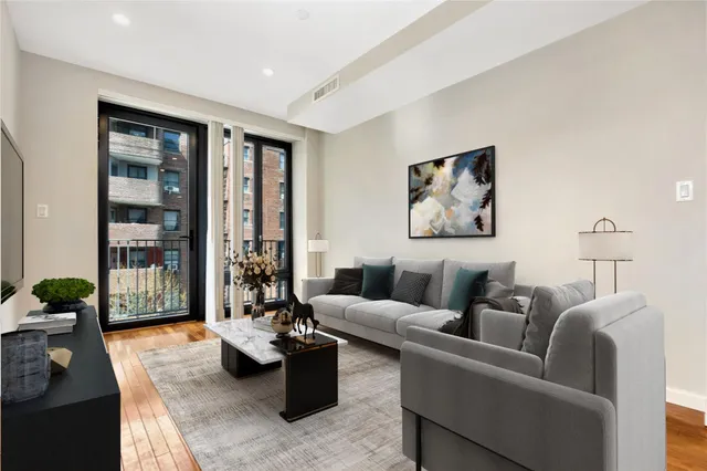 $2,900 | 148-36 89th Avenue, Unit 4B | Jamaica