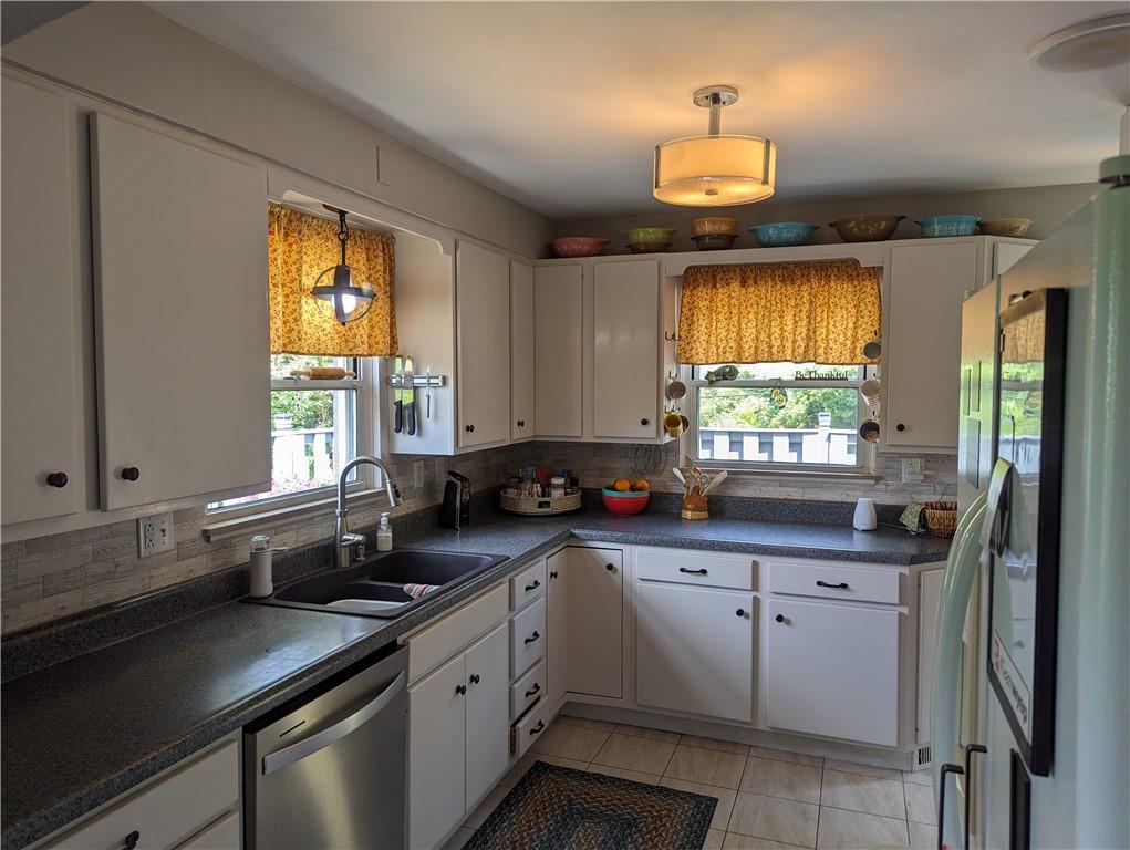 517 Locust Valley Road Jeannette, PA 15644 - Photo 14 of 34 Gallery Image 14