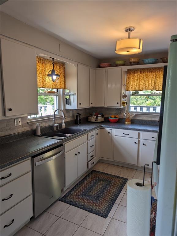 517 Locust Valley Road Jeannette, PA 15644 - Photo 15 of 34 Gallery Image 15