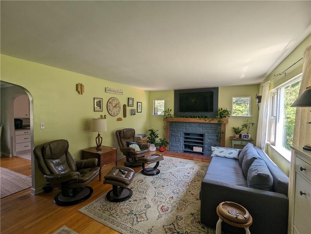 517 Locust Valley Road Jeannette, PA 15644 - Photo 8 of 34 Gallery Image 8
