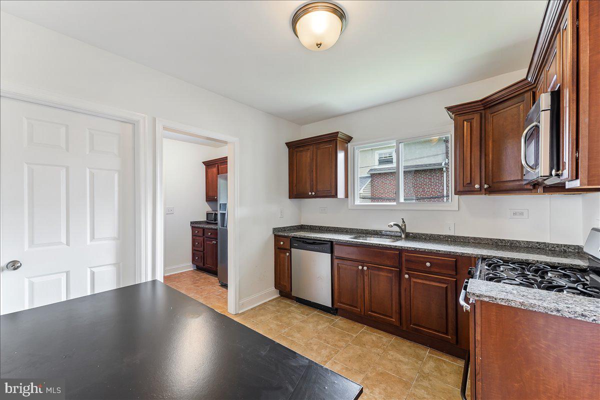 56 North Sproul Road Broomall, PA 19008 - Photo 8 of 16